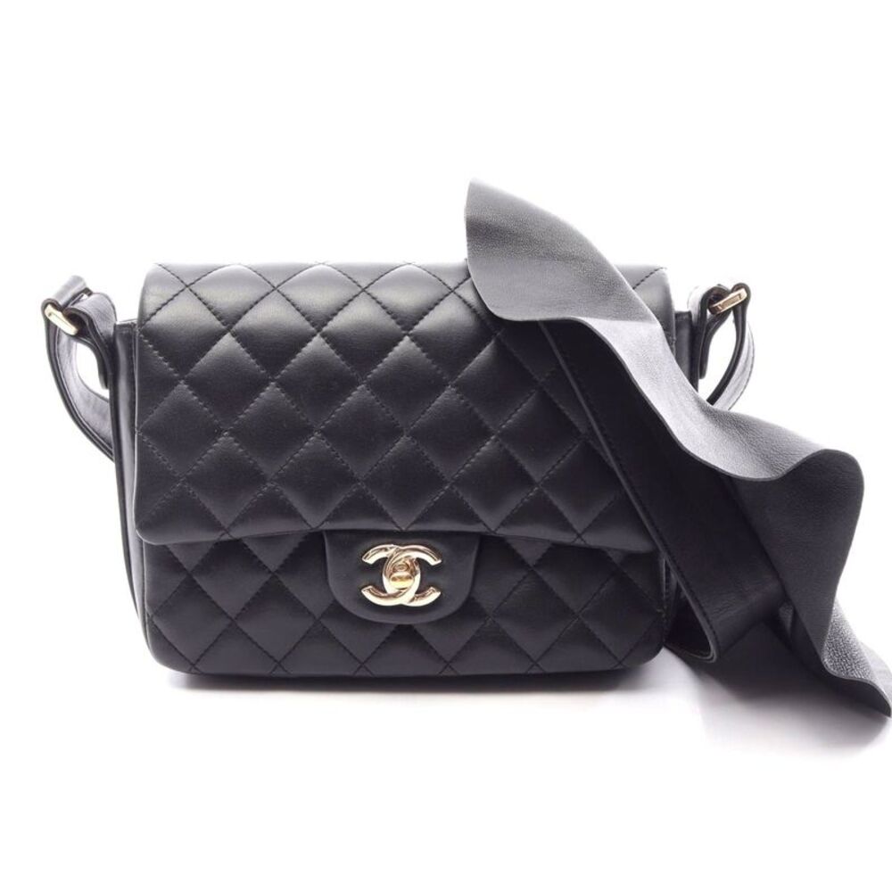 Chanel Lambskin Matelasse Frill Shoulder Bag